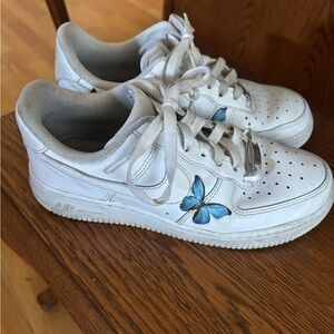 Nike White and Blue Butterfly Sneakers